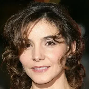 clotilde_courau-square-8585247fe154c1661f61c990080b0911-nyt0i9os5we8