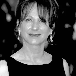 nathalie_baye-square-211327003ef4e30ba5981135c834efb9-hwmuq8ybdj43